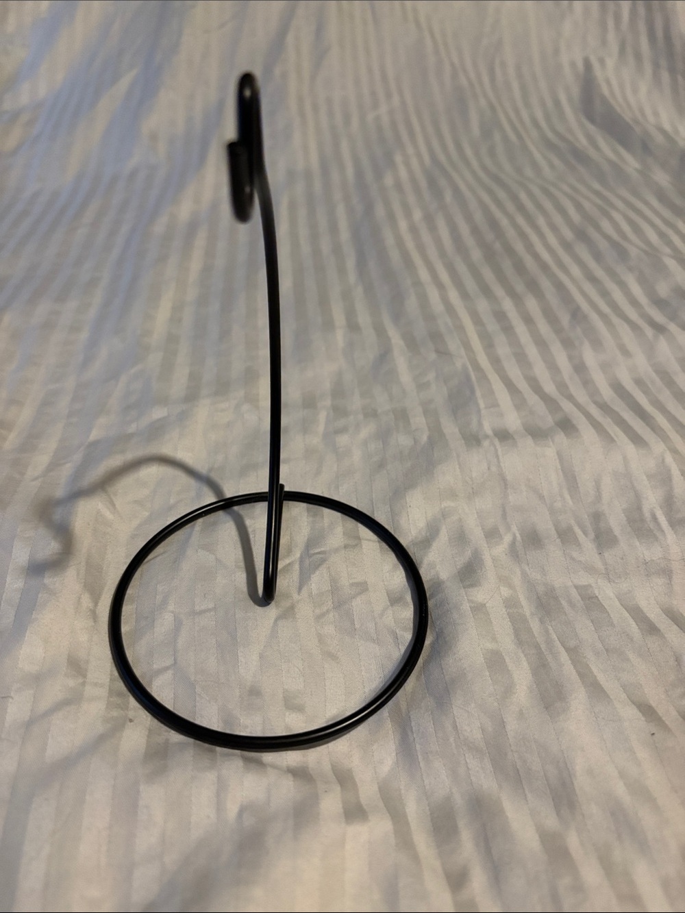 Metal Black Wire Ornament Display Stand